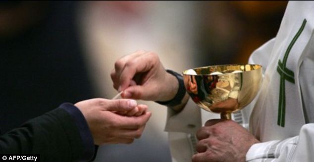 Do Catholics Drink Wine At Communion Do Catholics Drink Wine At Communion